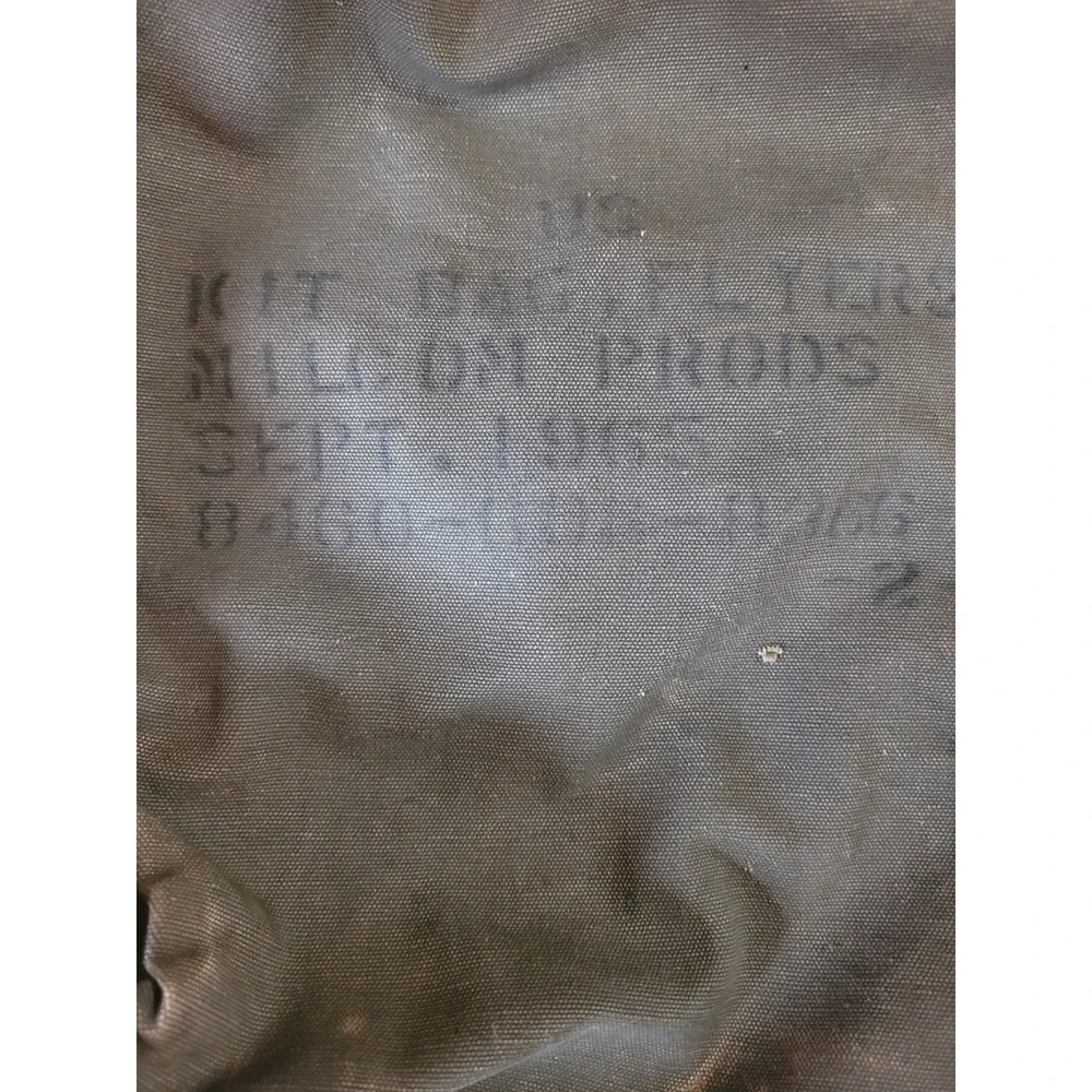 1965 Vietnam Era US Military Canvas Flyers Kit Bag Milcon Prods 21x16x11